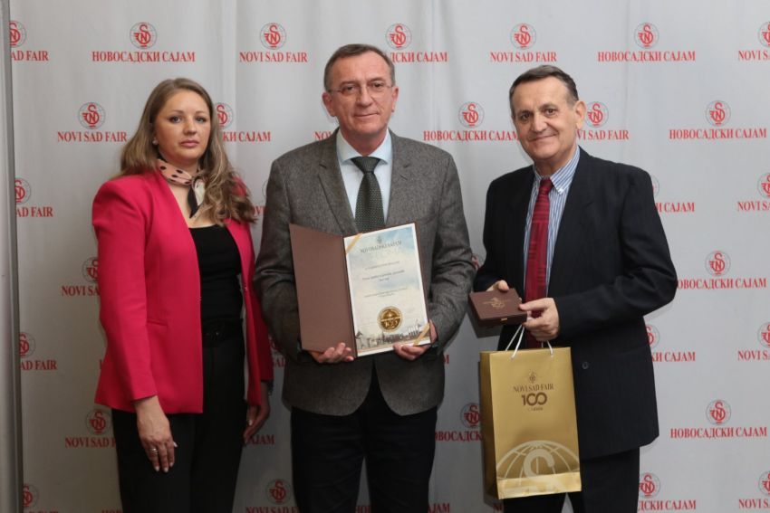 VELIKA ZLATNA MEDALJA ZA KVALITET U OBLASTI OBRAZOVANJA